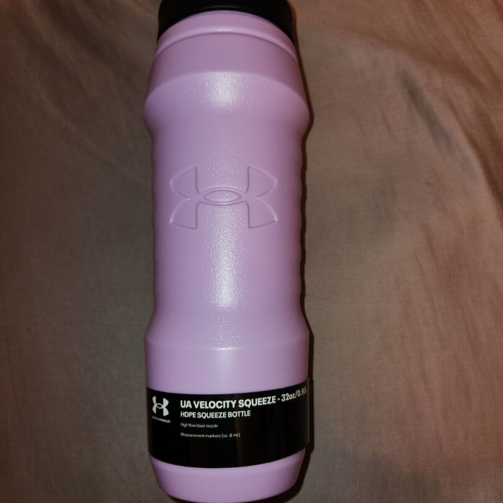 NWT Under Armour UA Velocity Squeeze Octane (Purple) 32 oz Water Bottle